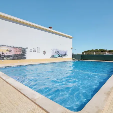 Luxury And Style Beach Apartment
